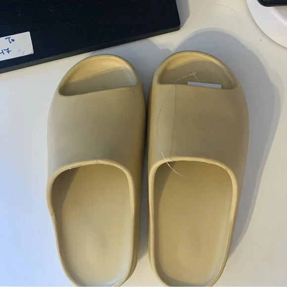 NOT FOR SALE - PLT cream slides - Picture 7 of 9